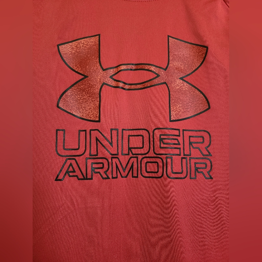 NWT! Boys Under Armour tshirt - Picture 6 of 6